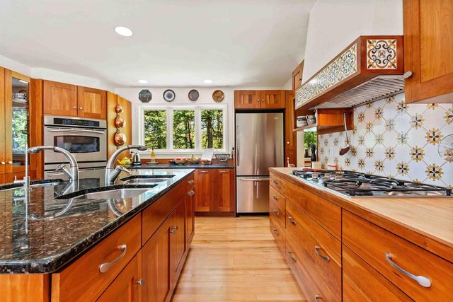104 Waterlot Road, Sunapee, NH 03782