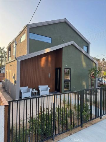 355 Newland, Los Angeles, CA 90042