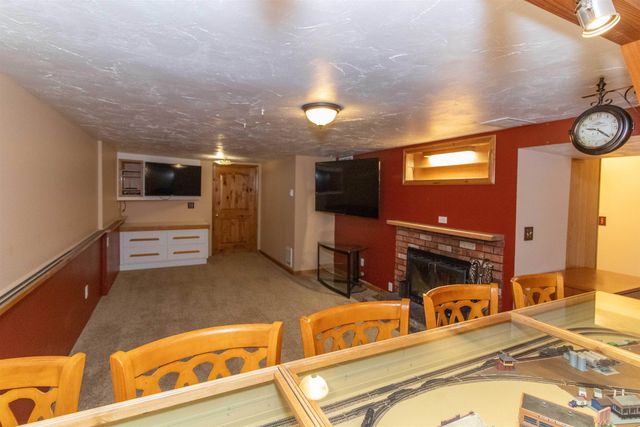 17704 N Hilltop Rd, Colbert, WA 99005