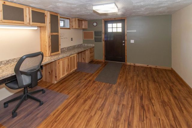 17704 N Hilltop Rd, Colbert, WA 99005