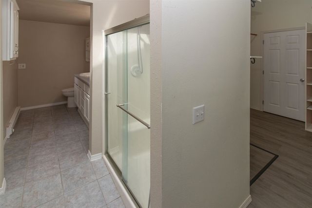 17704 N Hilltop Rd, Colbert, WA 99005