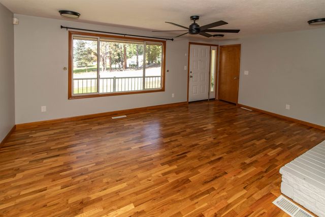 17704 N Hilltop Rd, Colbert, WA 99005