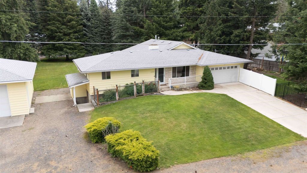 17704 N Hilltop Rd, Colbert, WA 99005