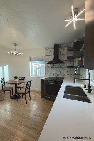 429 W 5TH AVE, Cheyenne, WY 82001