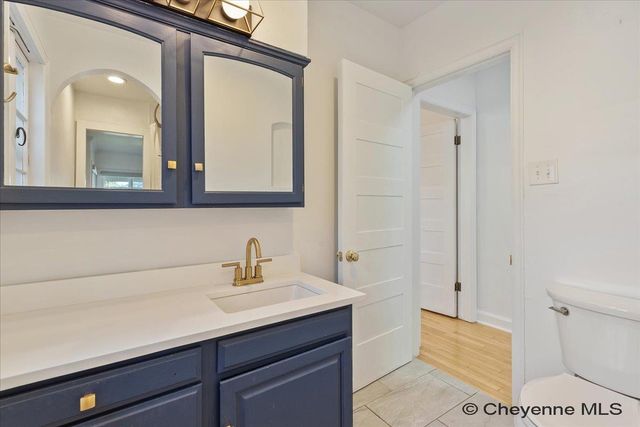 429 W 5TH AVE, Cheyenne, WY 82001