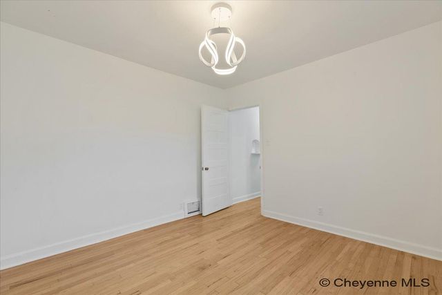 429 W 5TH AVE, Cheyenne, WY 82001