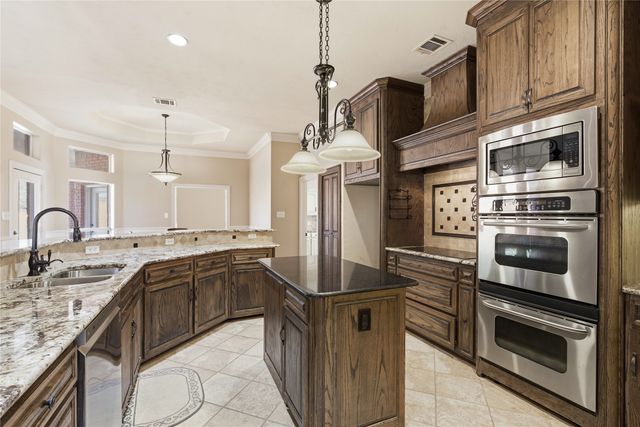 1110 Mccampbell Road, Mansfield, TX 76063