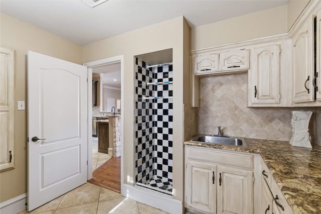 1110 Mccampbell Road, Mansfield, TX 76063