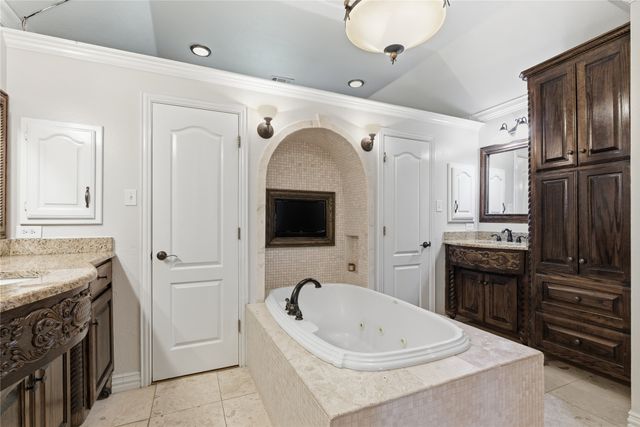 1110 Mccampbell Road, Mansfield, TX 76063