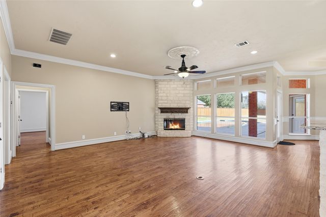 1110 Mccampbell Road, Mansfield, TX 76063