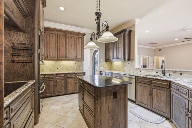 1110 Mccampbell Road, Mansfield, TX 76063