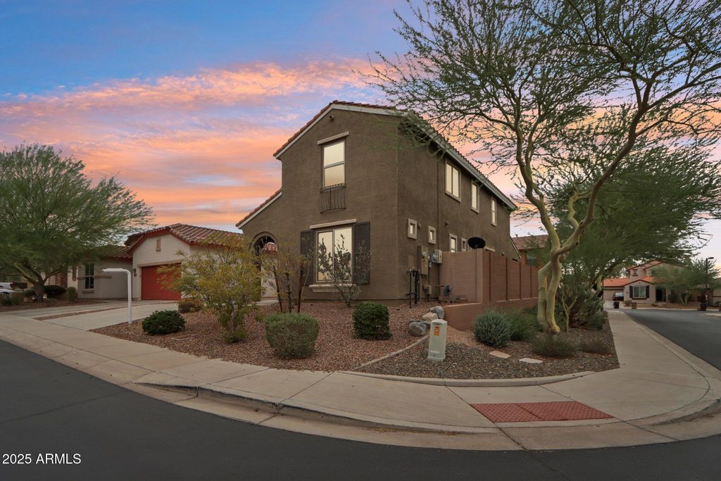 7351 W PALO BREA Lane, Peoria, AZ 85383 — photo 2