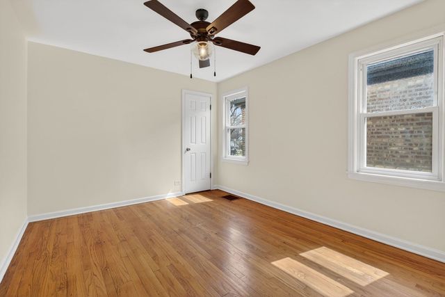 10552 S Troy Street, Chicago, IL 60655