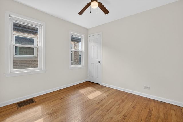 10552 S Troy Street, Chicago, IL 60655