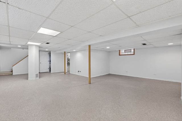 10552 S Troy Street, Chicago, IL 60655