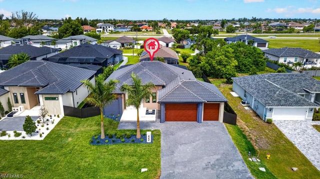 422 SW 31st AVE, Cape Coral, FL 33991
