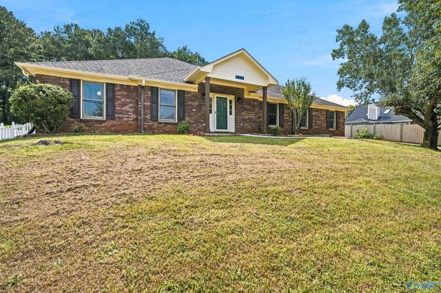 135 Castleton Drive, Harvest, AL 35749