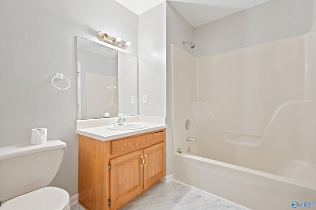 135 Castleton Drive, Harvest, AL 35749