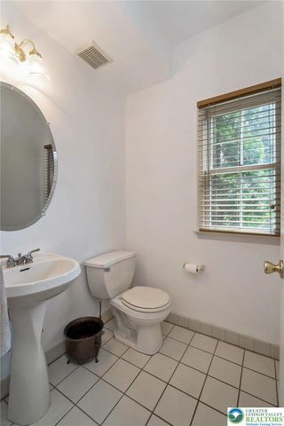 1422 Morningside Drive, Upper Macungie Twp, PA 18069