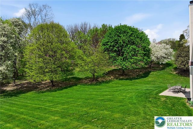 1422 Morningside Drive, Upper Macungie Twp, PA 18069