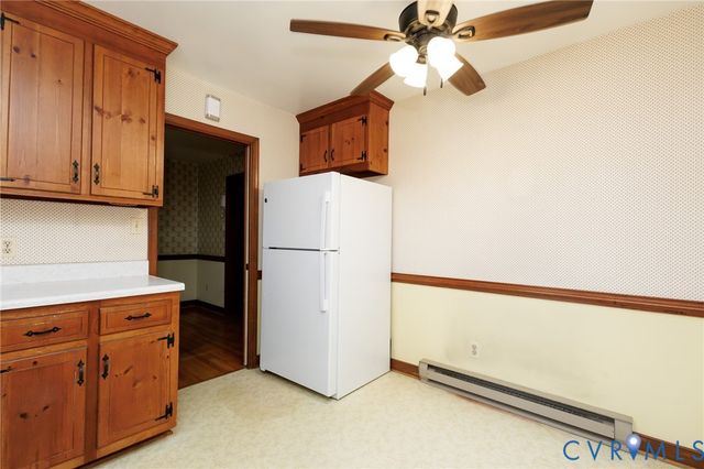 1038 N Cottonwood Rd, Chesterfield, VA 23236