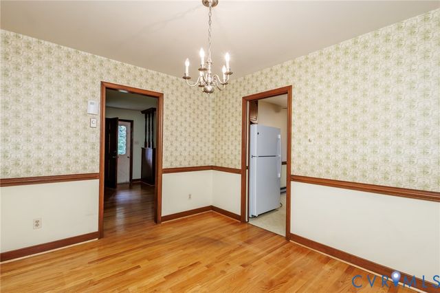 1038 N Cottonwood Rd, Chesterfield, VA 23236