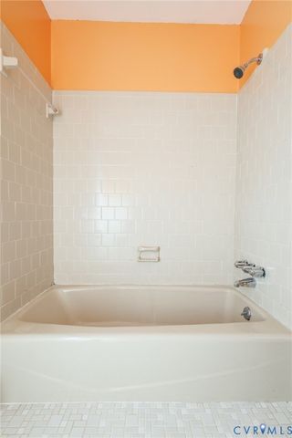 1038 N Cottonwood Rd, Chesterfield, VA 23236