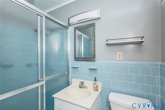 1038 N Cottonwood Rd, Chesterfield, VA 23236
