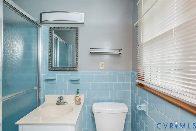 1038 N Cottonwood Rd, Chesterfield, VA 23236