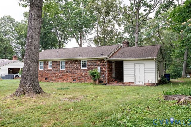 1038 N Cottonwood Rd, Chesterfield, VA 23236