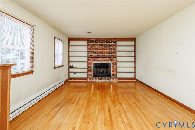 1038 N Cottonwood Rd, Chesterfield, VA 23236