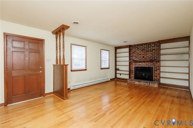 1038 N Cottonwood Rd, Chesterfield, VA 23236