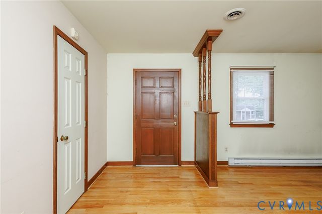 1038 N Cottonwood Rd, Chesterfield, VA 23236