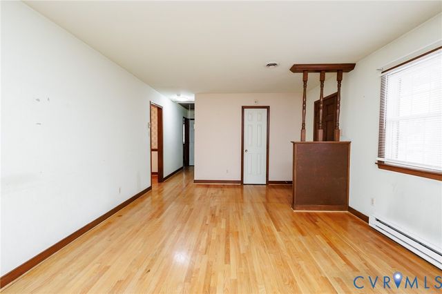 1038 N Cottonwood Rd, Chesterfield, VA 23236