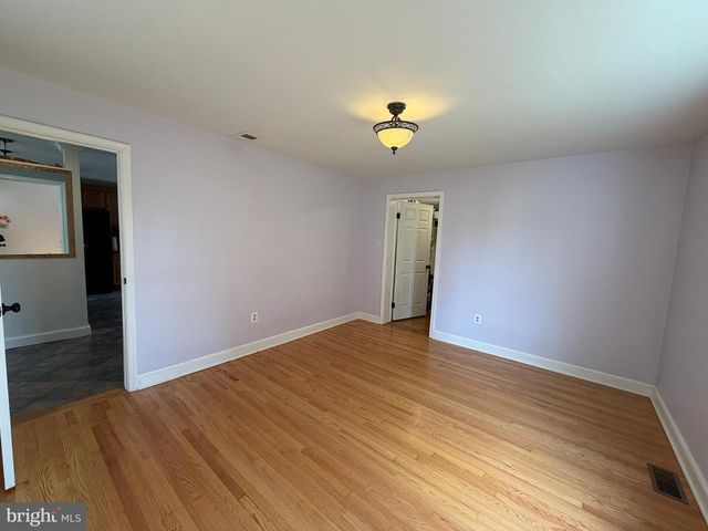 2250 ROOSEVELT BLVD, Winchester, VA 22601