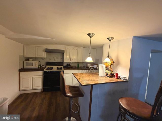 2250 ROOSEVELT BLVD, Winchester, VA 22601