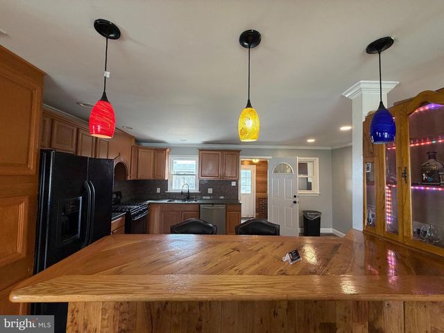 2250 ROOSEVELT BLVD, Winchester, VA 22601