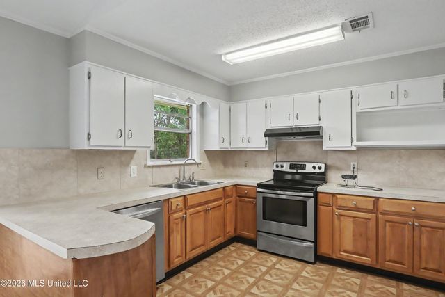 150 Ben Drive, Gulfport, MS 39503