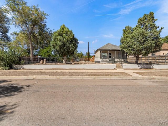 1515 W 17th St, Pueblo, CO 81003