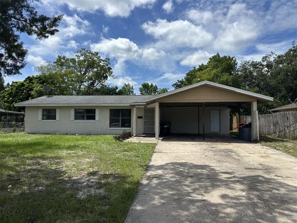 2200 QUEENSWAY ROAD, Orlando, FL 32808