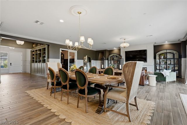 8535 Longmire Avenue, Las Vegas, NV 89143