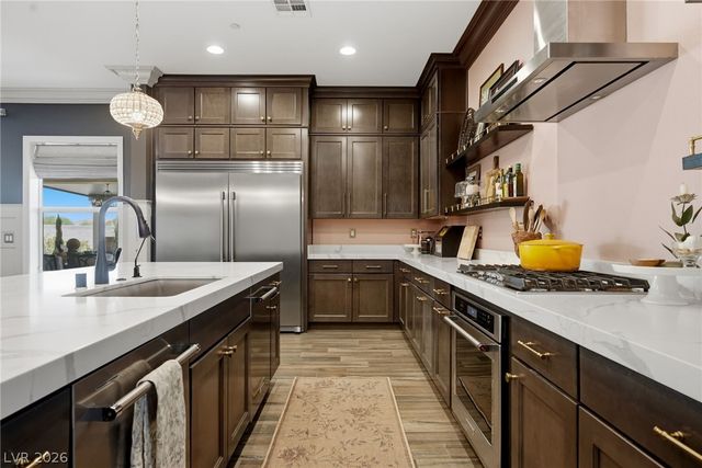 8535 Longmire Avenue, Las Vegas, NV 89143