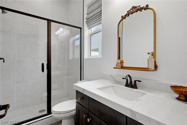 8535 Longmire Avenue, Las Vegas, NV 89143