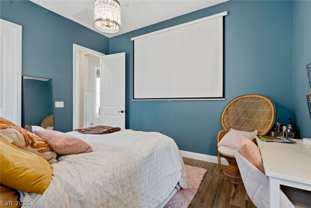 8535 Longmire Avenue, Las Vegas, NV 89143