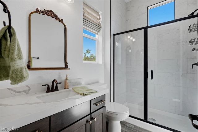 8535 Longmire Avenue, Las Vegas, NV 89143