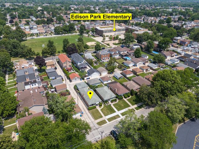 7560 W Everell Avenue, Chicago, IL 60631