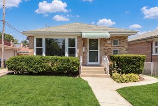 7560 W Everell Avenue, Chicago, IL 60631