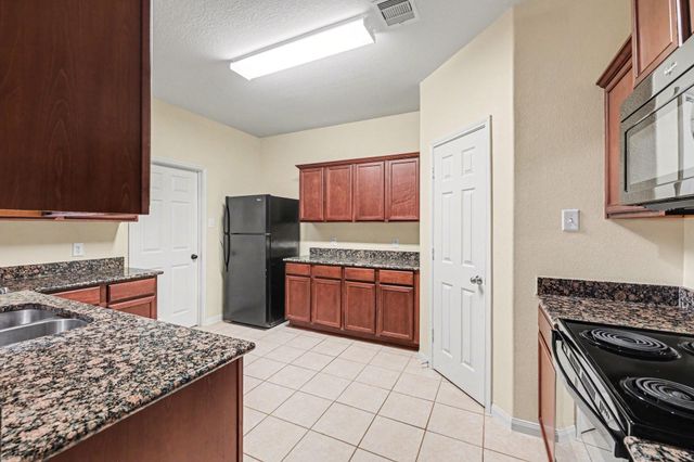 31019 E Lost Creek Boulevard, Magnolia, TX 77355