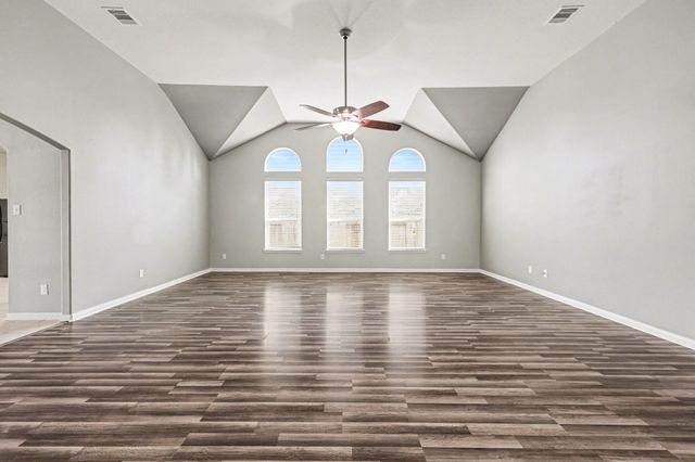 31019 E Lost Creek Boulevard, Magnolia, TX 77355