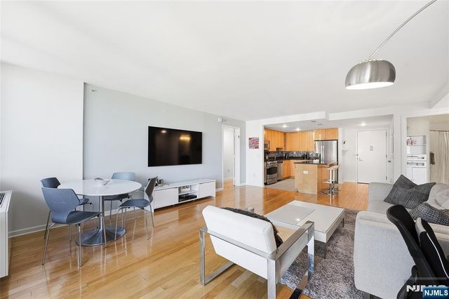 700 Grove Street 11A, Jersey City, NJ 07310